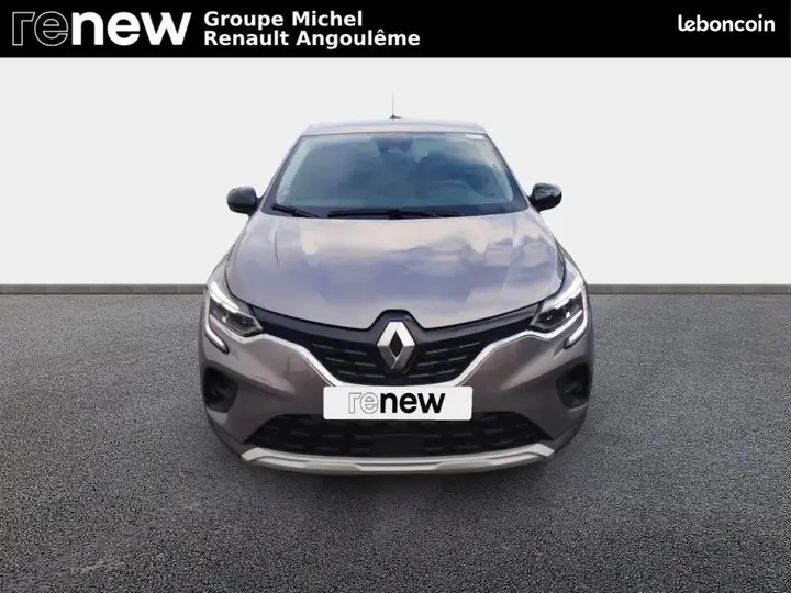 Renault Captur 2024 photo 2