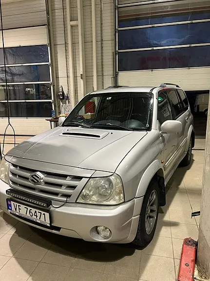 Suzuki Xl7