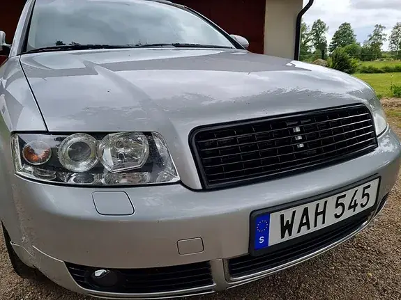 Audi A4 2004 photo 3