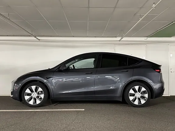 Tesla Model Y 2021 photo 3