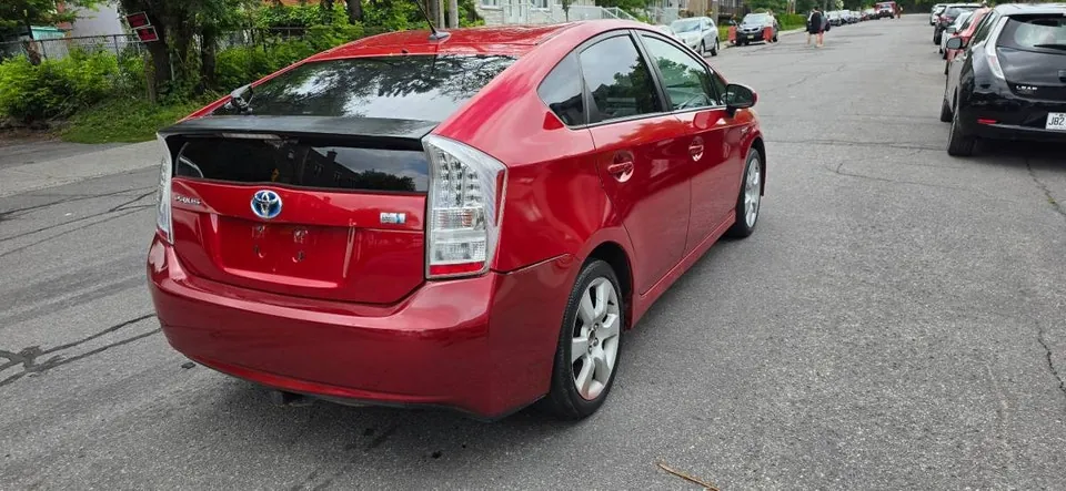 Toyota Prius 2012 photo 2