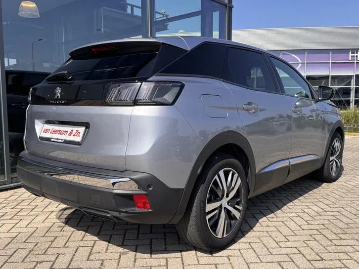 Peugeot 3008 2023 photo 2
