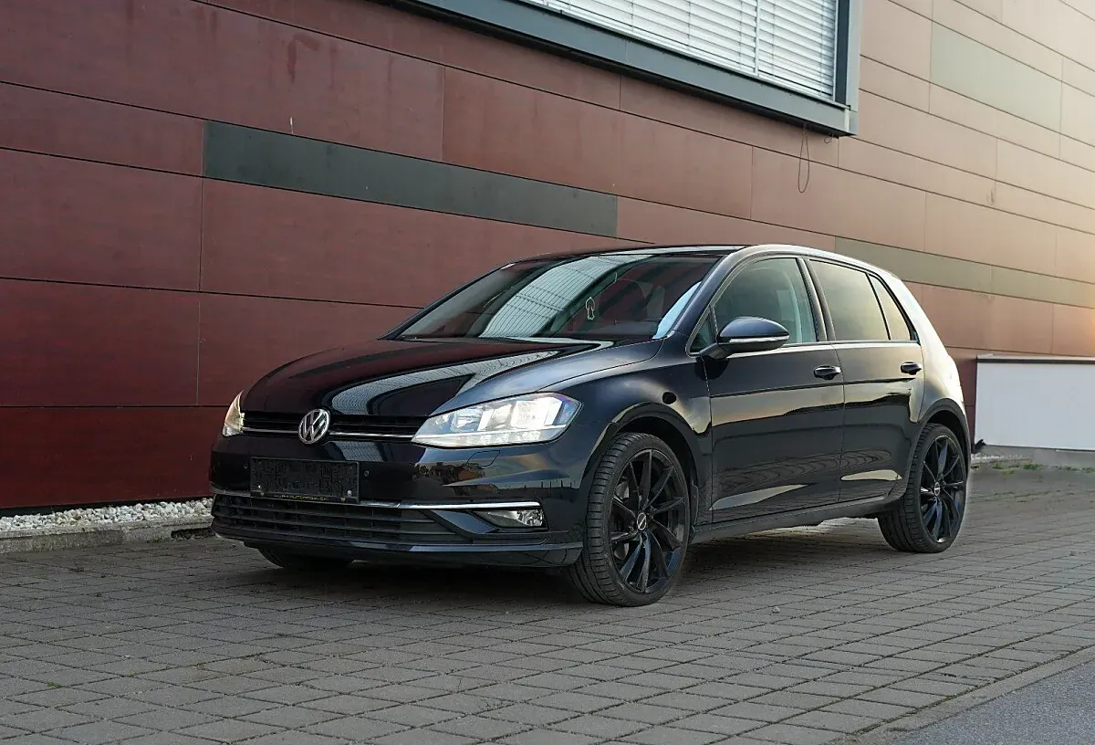 Volkswagen Golf 2019 photo 3