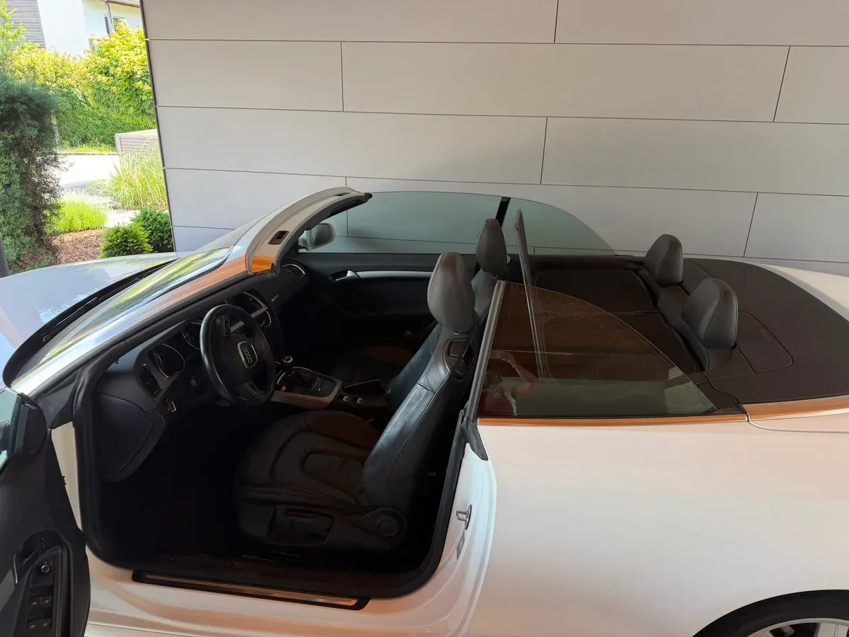 Audi A5 2009 photo 2