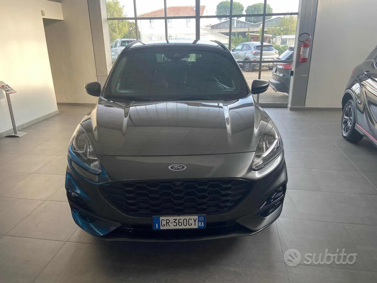Ford Kuga 2023 photo 2