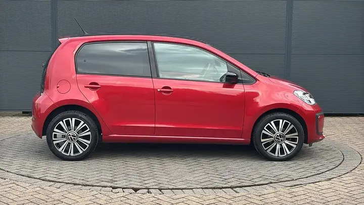 Volkswagen Up 2021 photo 4