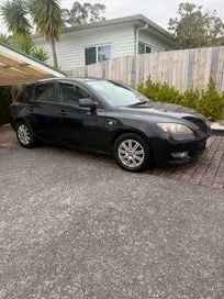 Mazda Axela 2005 photo 2