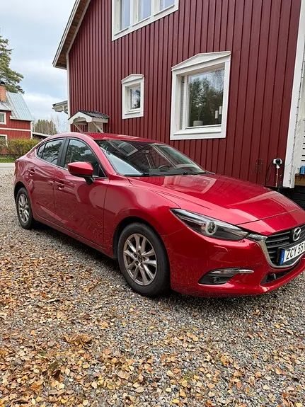 Mazda 3 2018 photo 2