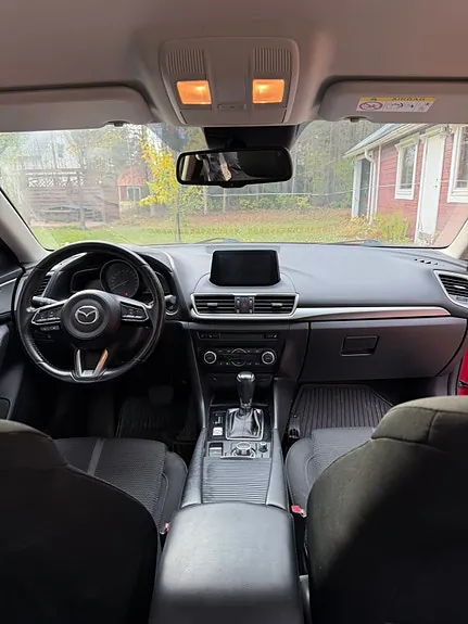 Mazda 3 2018 photo 4