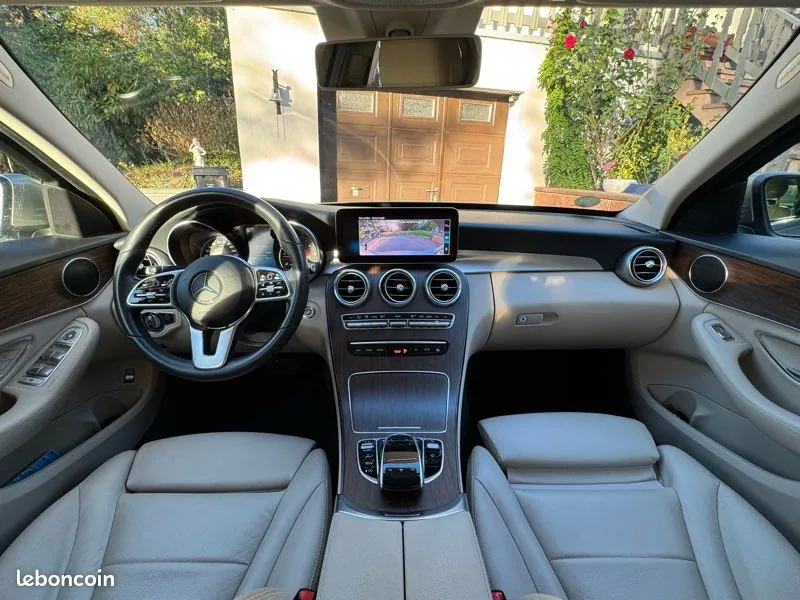 Mercedes-Benz C-Class 2019 photo 2