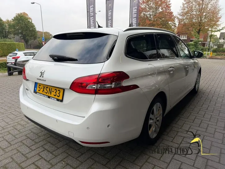 Peugeot 308 2014 photo 3