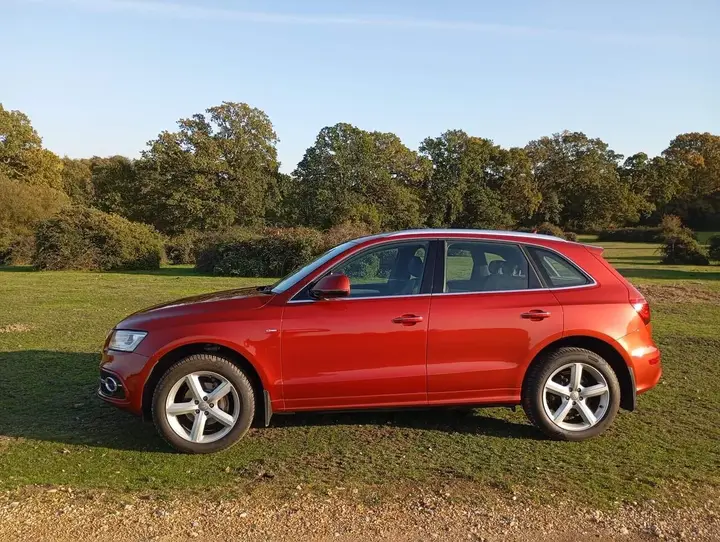 Audi Q5 2015 photo 2