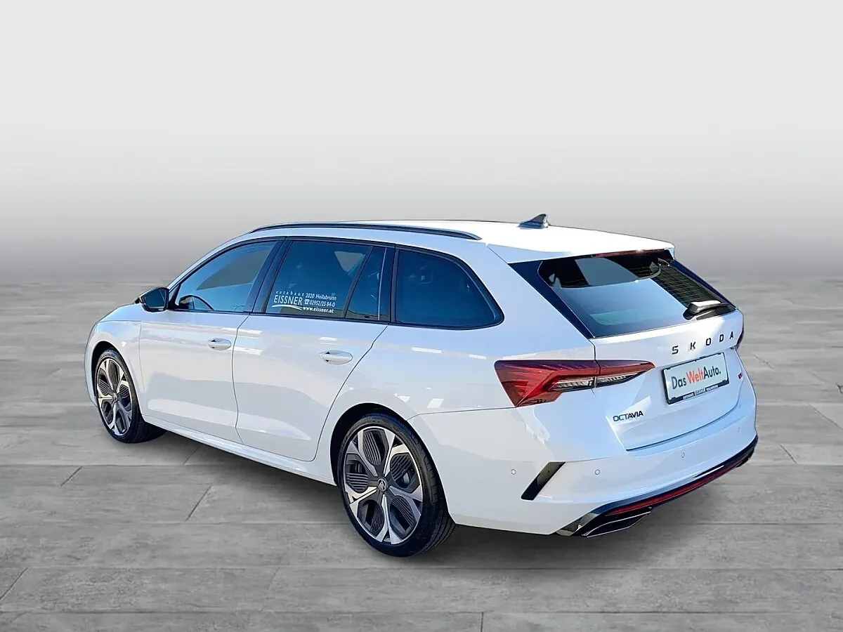 Skoda Octavia 2026 photo 3