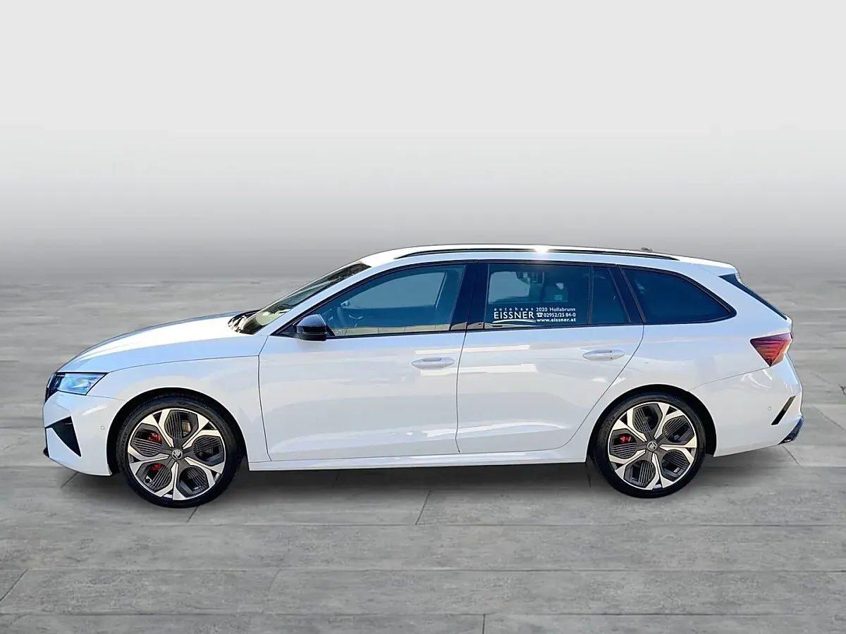 Skoda Octavia 2026 photo 2