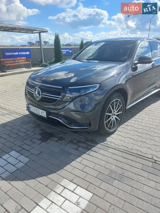 Mercedes-Benz Eqc