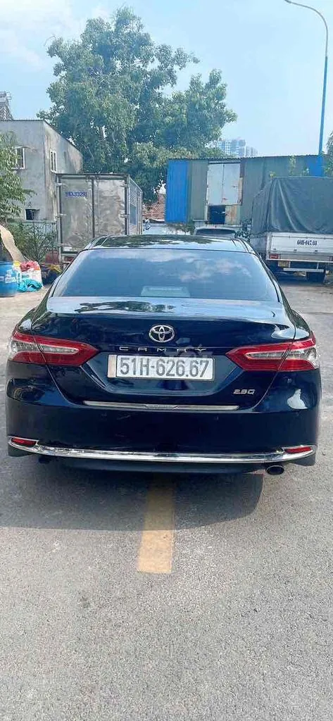Toyota Camry 2019 photo 2