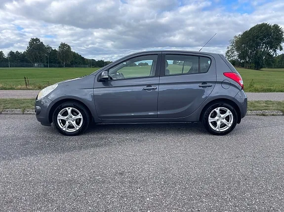 Hyundai I20 2011 photo 3