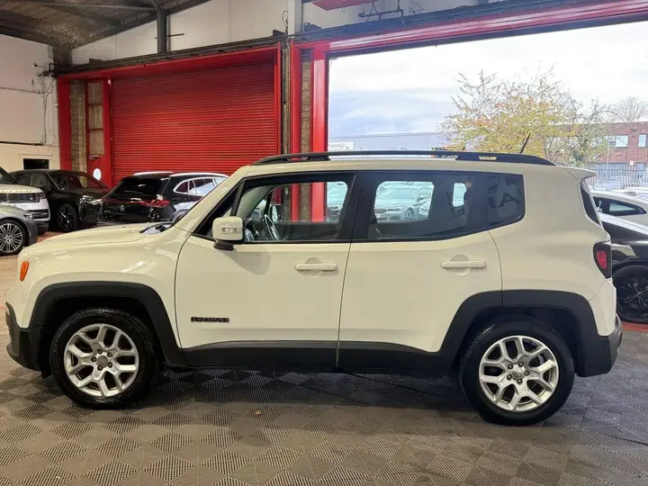 Jeep Renegade 2016 photo 4