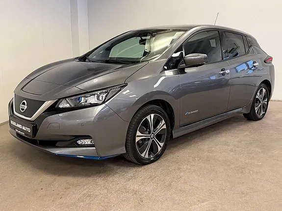 Nissan Leaf 2019 photo 2