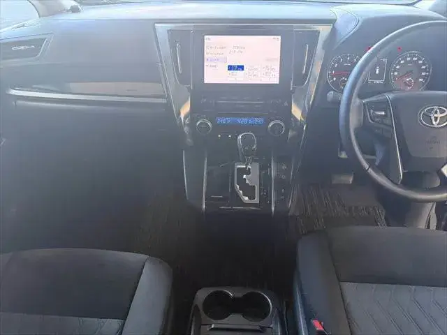 Toyota Alphard 2021 photo 3