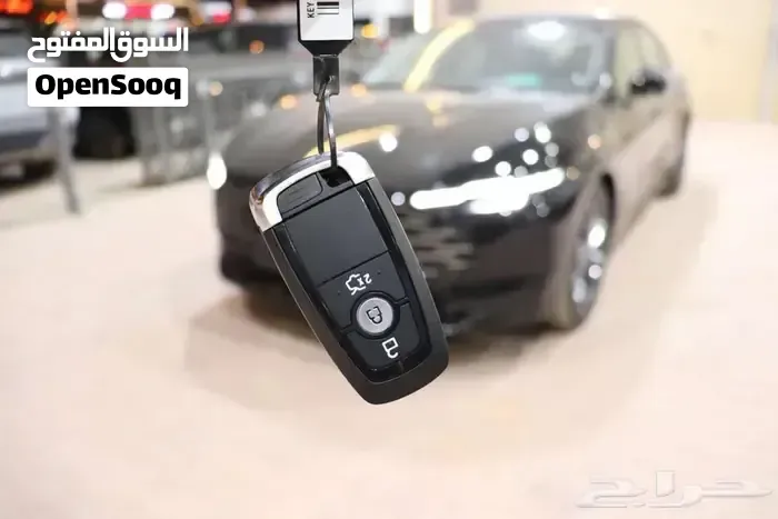 Ford Taurus 2026 photo 2