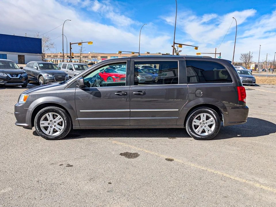 Dodge Grand Caravan 2016 photo 3