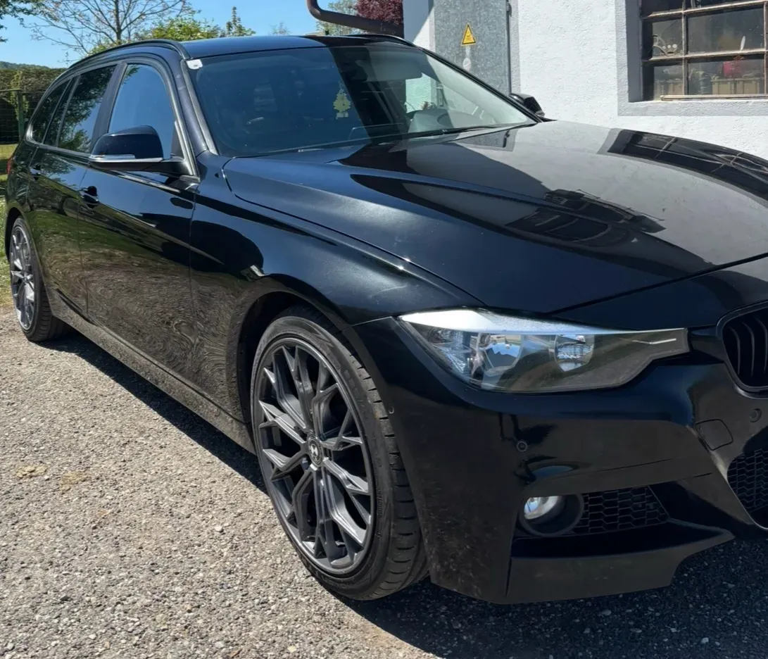 BMW 3 Series 2013 photo 2