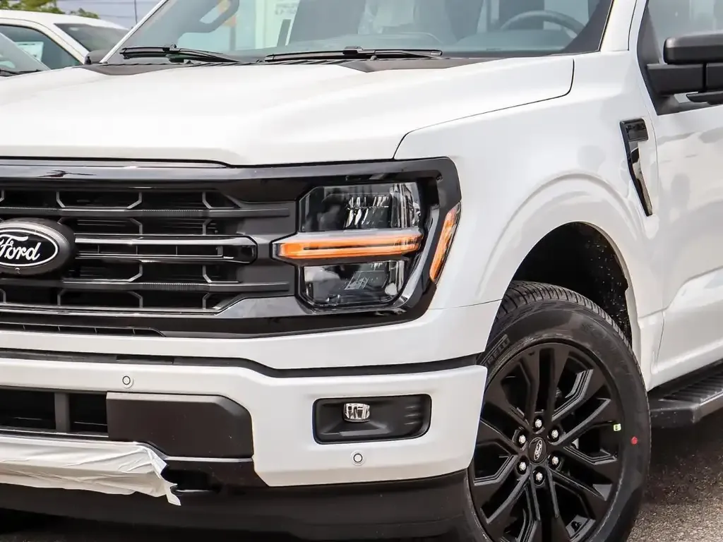 Ford F-150 2026 photo 2