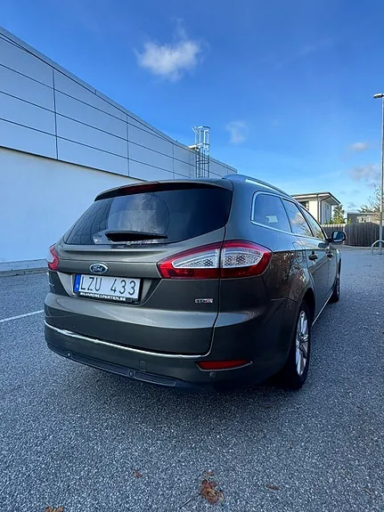 Ford Mondeo 2011 photo 3