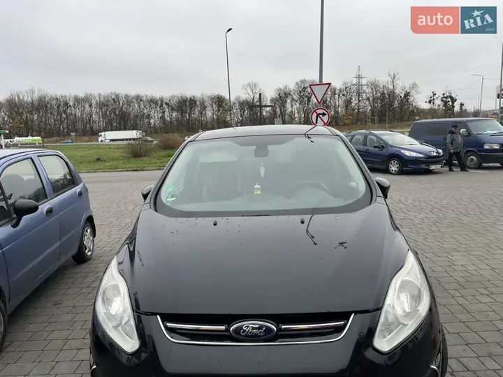 Ford C-Max 2012 photo 2