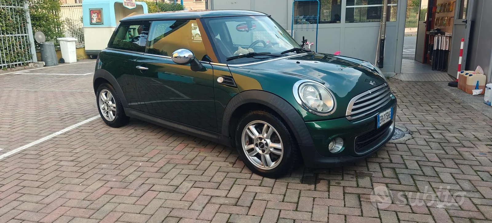 Mini One 2013 photo 3
