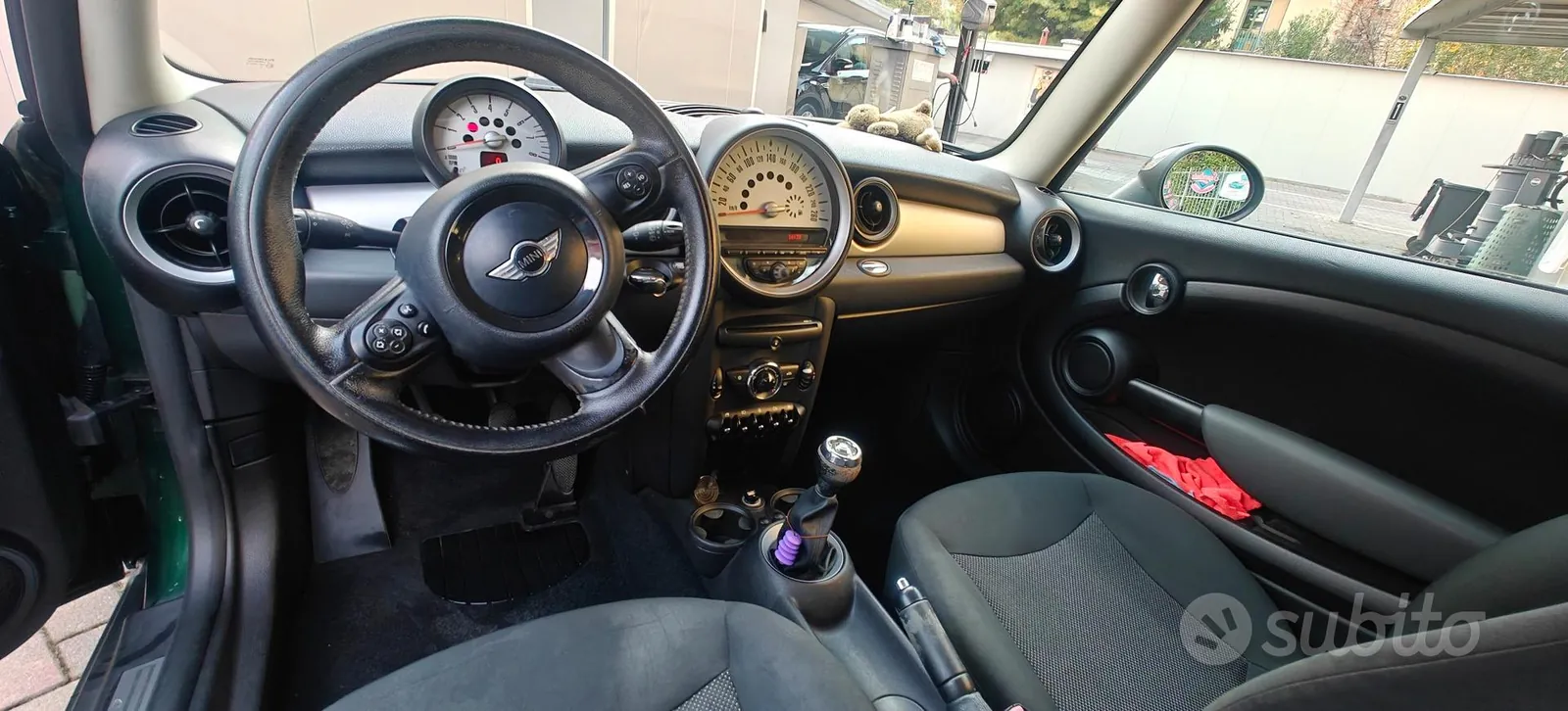 Mini One 2013 photo 5
