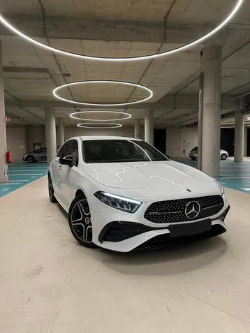 Mercedes-Benz A180D