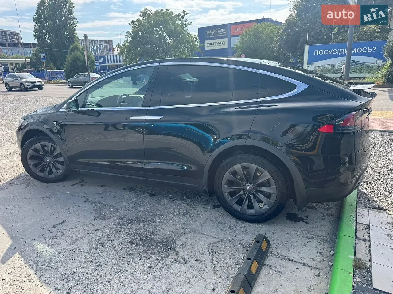 Tesla Model X 2018 photo 4
