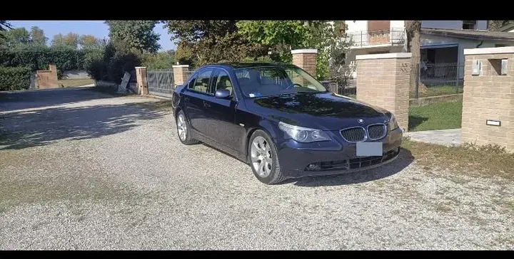 BMW 530D 2004 photo 3
