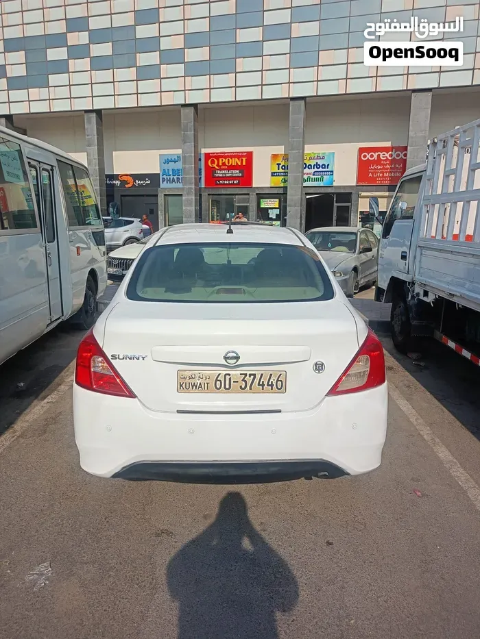 Nissan Sunny