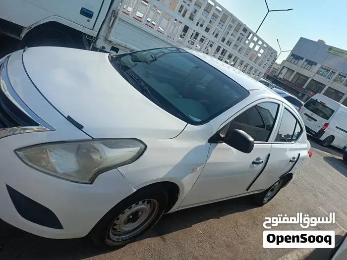Nissan Sunny 2020 photo 3