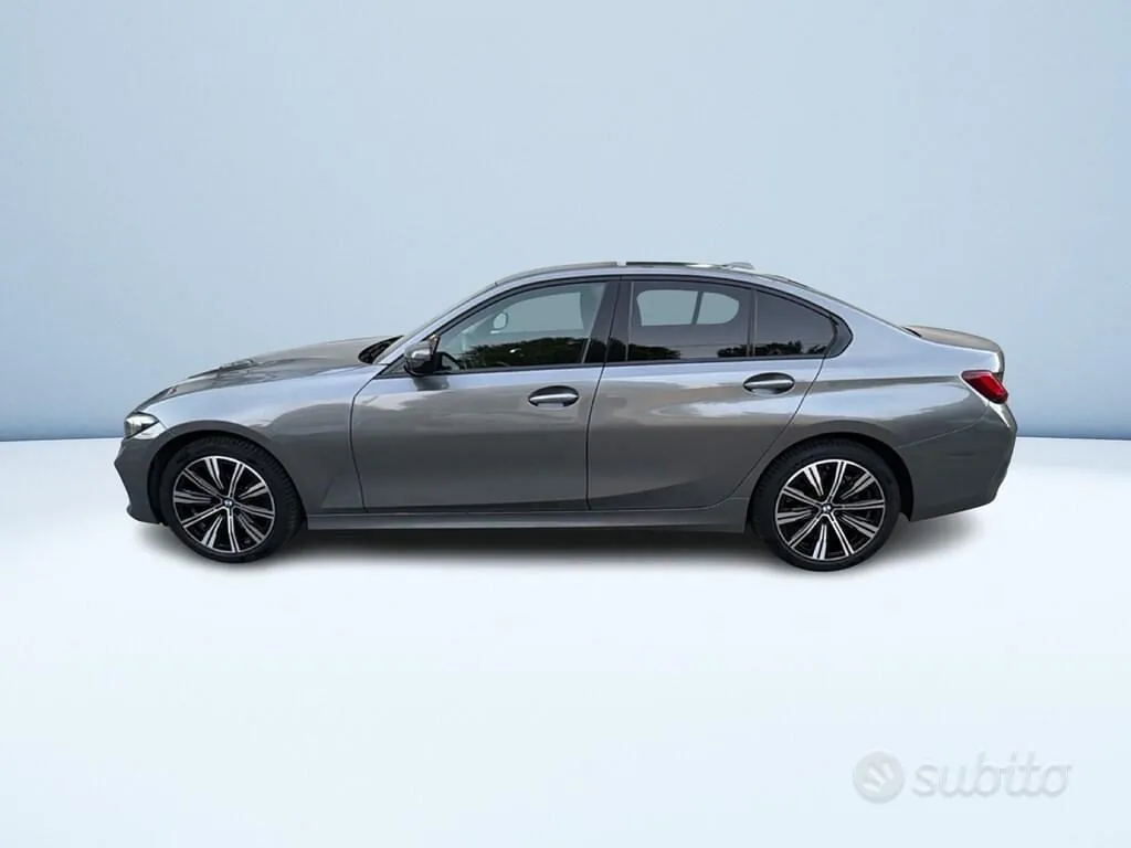 BMW 3 Series 2023 photo 5