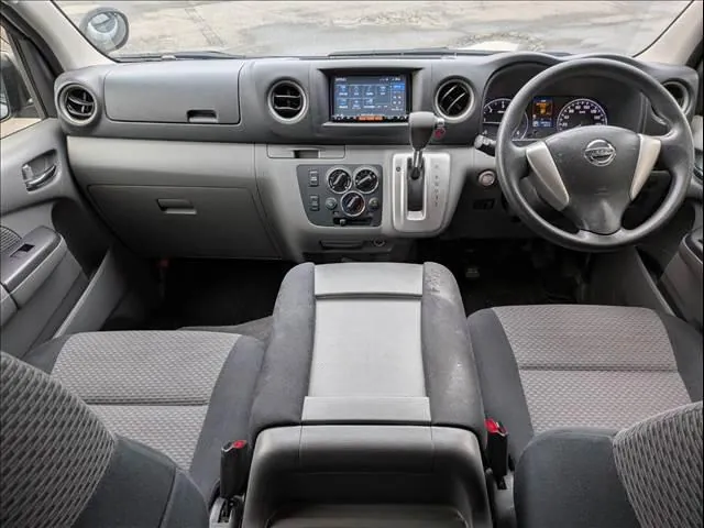 Nissan Nv350 Caravan Van 2012 photo 3