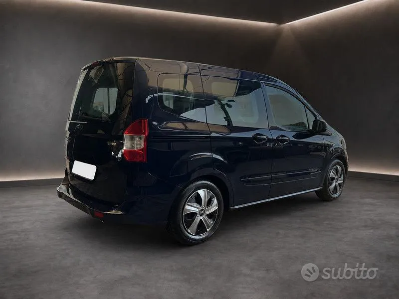 Ford Tourneo Courier 2015 photo 4