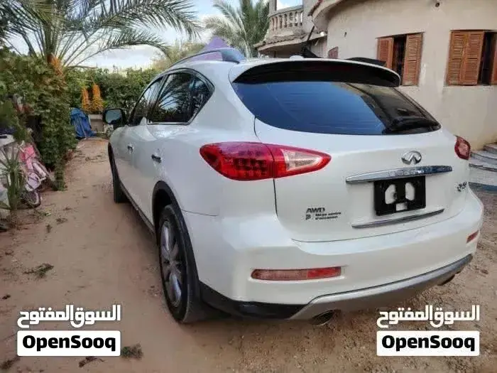 Infiniti Qx50 2016 photo 2