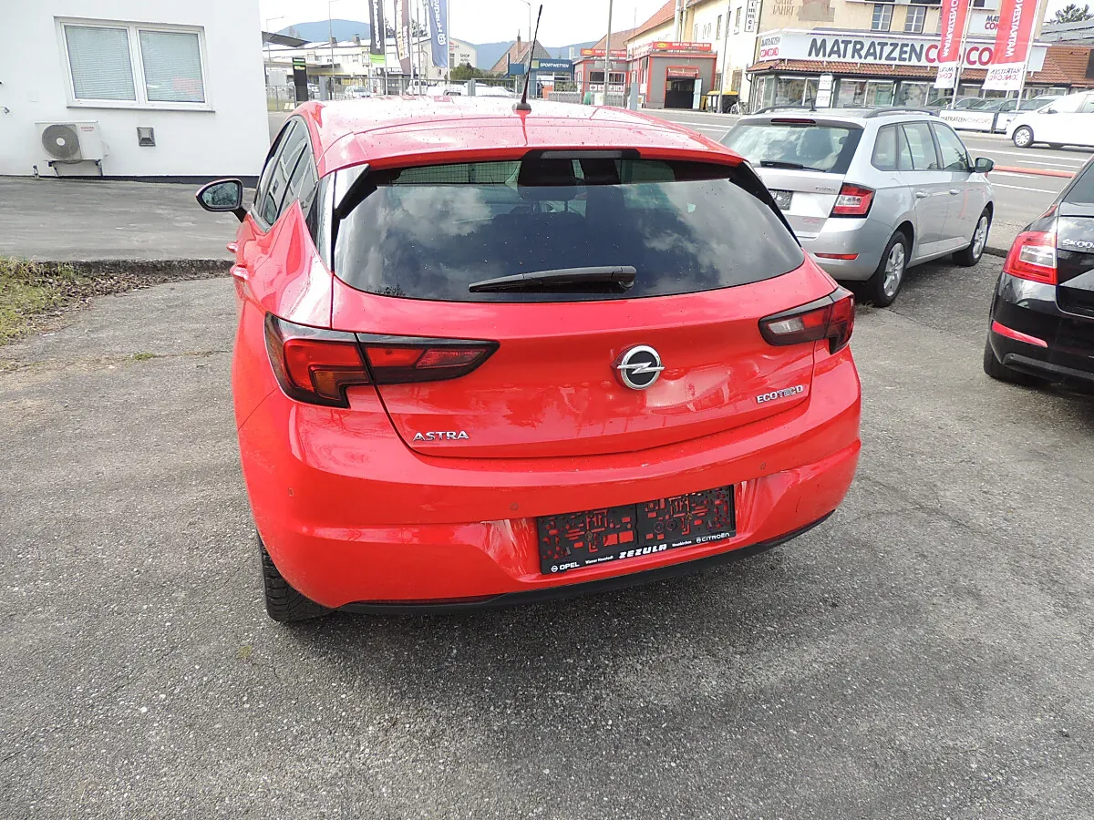 Opel Astra 2019 photo 3