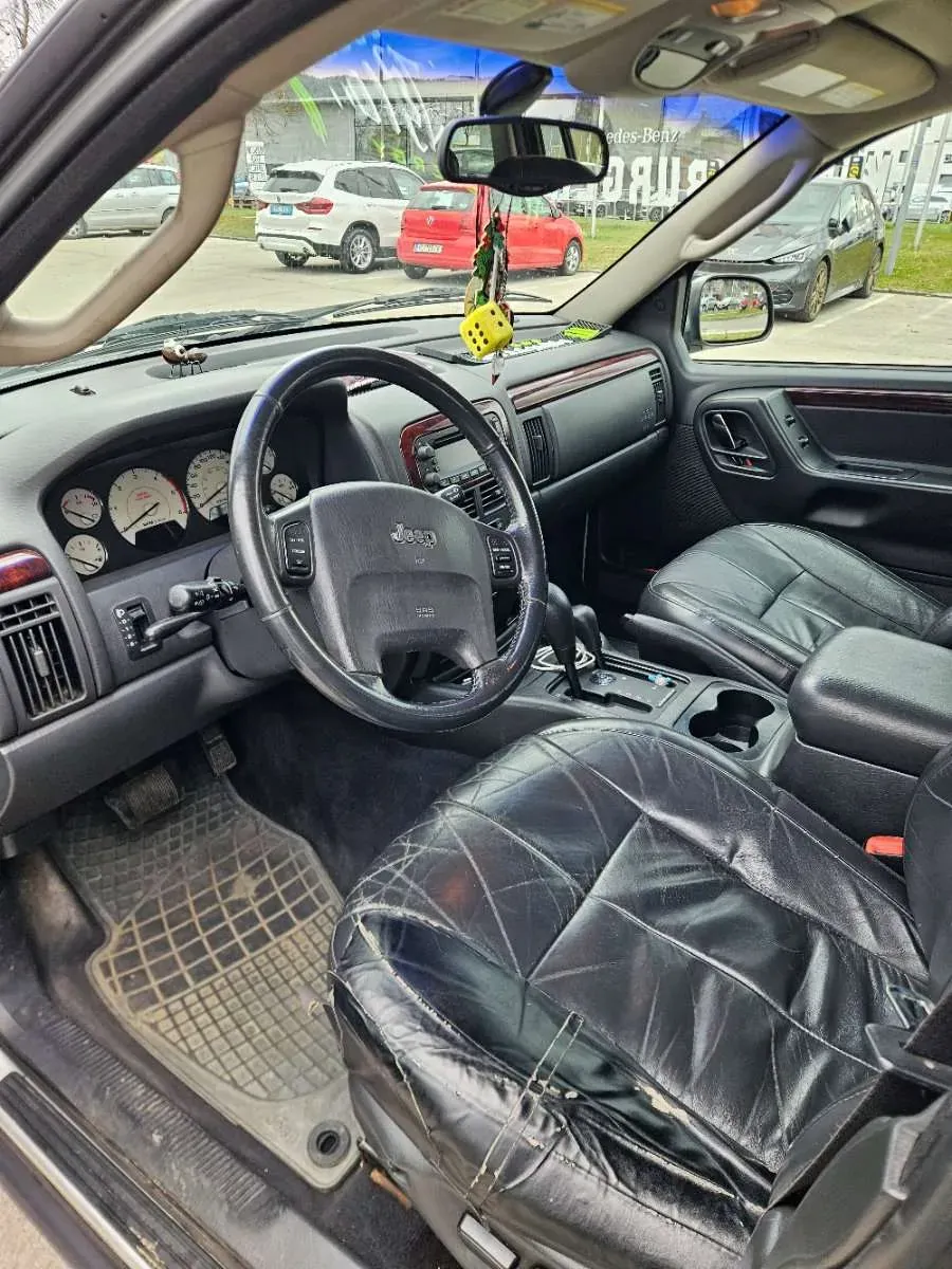 Jeep Grand Cherokee 2003 photo 2