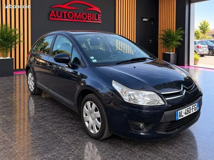 Citroen C4 2010 photo 2