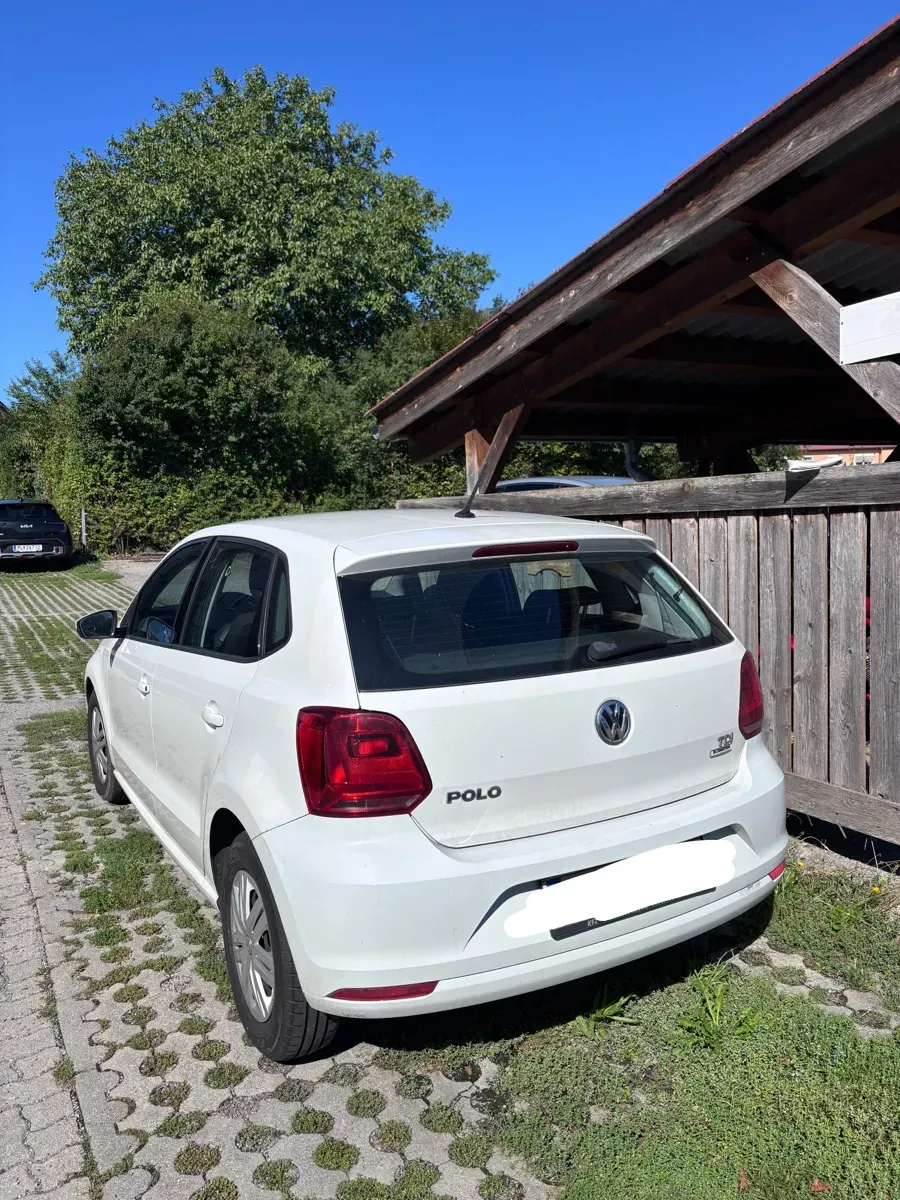 Volkswagen Polo 2017 photo 2