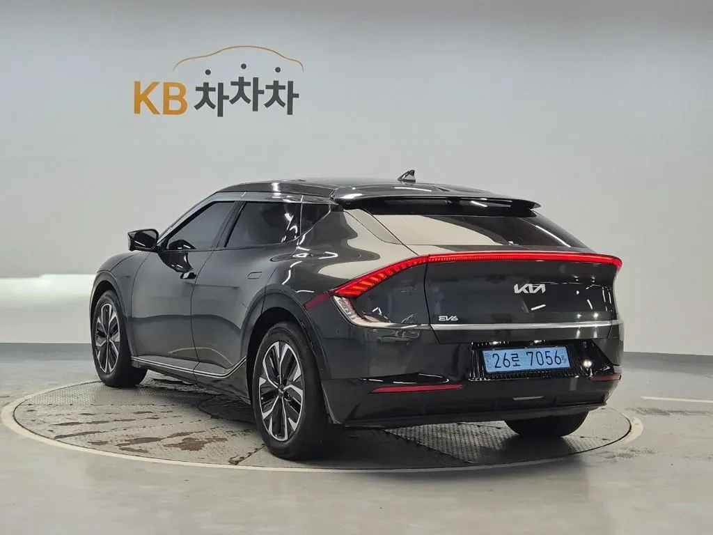 Kia Ev6 2022 photo 2