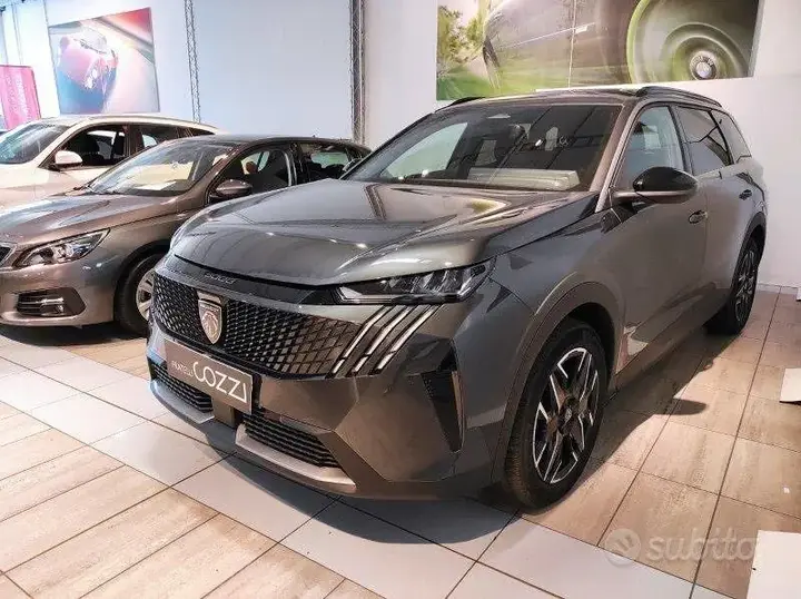 Peugeot 5008 2025 photo 2