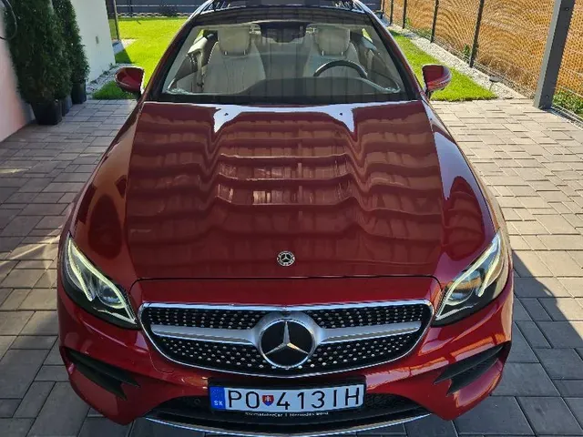 Mercedes-Benz E Trieda Kupé 2019 photo 2