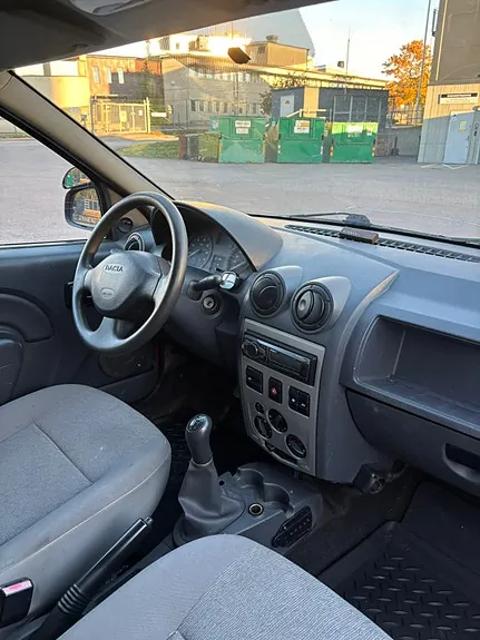 Dacia Logan 2012 photo 5