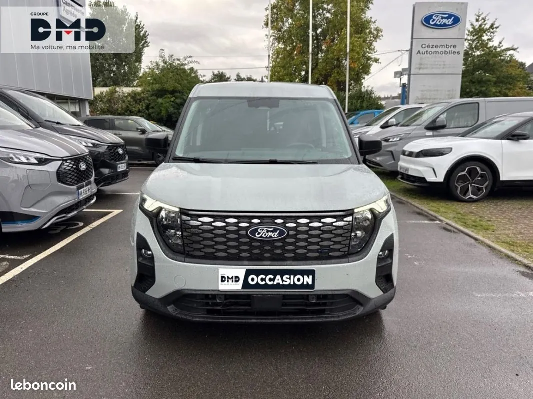 Ford Tourneo Courier 2025 photo 4